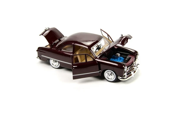 MotorMax 1949 Ford Coupe 1/24 Bordo Model Araba - Resim 5