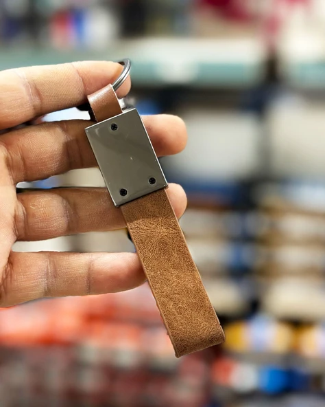 Araç Tutkunlarına Özel Kaliteli Lüx Model Deri Anahtarlık, Tüm Araç Modelleriyle Uyumlu - Resim 4