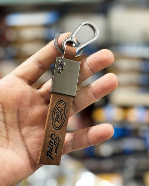 Araç Tutkunlarına Özel Kaliteli Lüx Model Deri Anahtarlık, Tüm Araç Modelleriyle Uyumlu ürün görseli