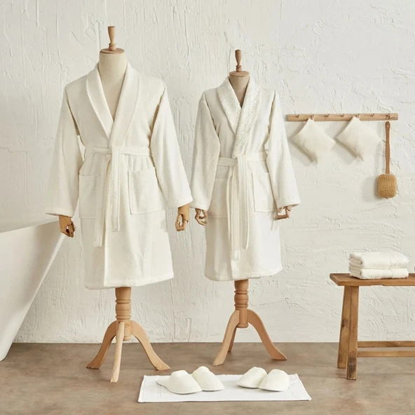 Karaca Home Fransız Dantelli Bornoz Aile Banyo Seti Ofwhite/Ofwhite Fidelle