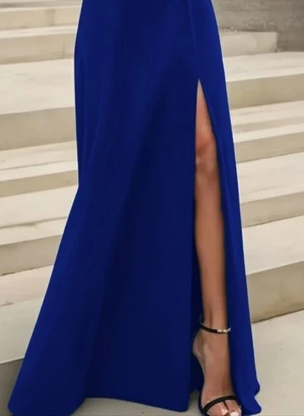 MDB Kadın Uzun Kollu Madonna Yakalı Yırtmaç Detaylı Uzun Ithal Krep Elbise - Resim 3