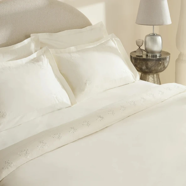 Karaca Home White Coll Rayas Nakışlı %100 Pamuk Çift Kişilik Nevresim Takımı Beyaz - Resim 4