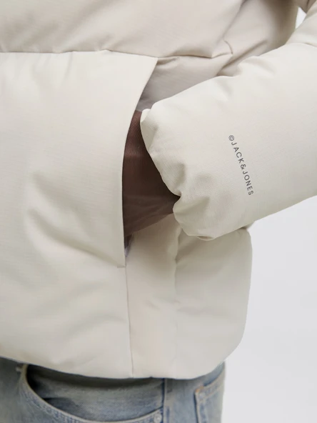 JACK JONES Erkek Kolu Yazı Baskılı Şişme Mont 12283517 - Resim 6