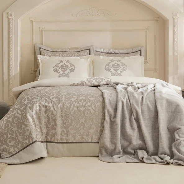 Karaca Home Grace 8 Parça Çift Kişilik Çeyiz Seti Gri ürün görseli 1