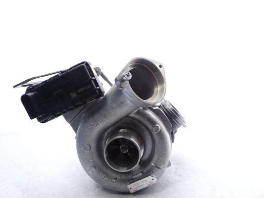 GARRET 7583515024W TURBOSARJ BMW M57 D30 E60 E65 E66 EURO 4 11657796316 ürün görseli