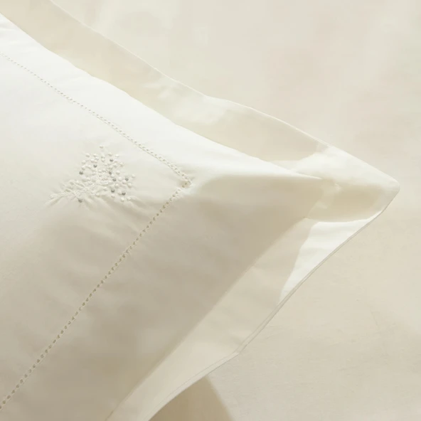 Karaca Home White Coll Rayas Nakışlı %100 Pamuk Çift Kişilik Nevresim Takımı Beyaz - Resim 8