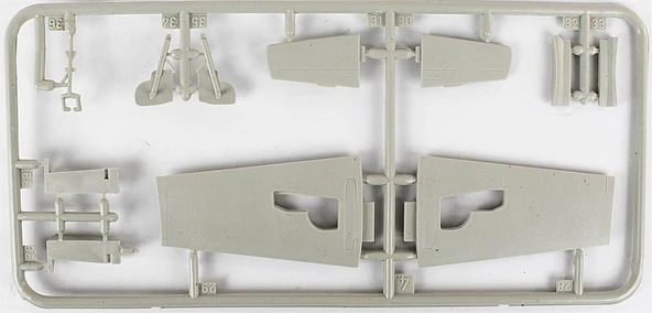 Mistercraft C089 1/72 Ölçek, F-84G Skyblazers Savaş Uçağı, Plastik Model kiti - 2