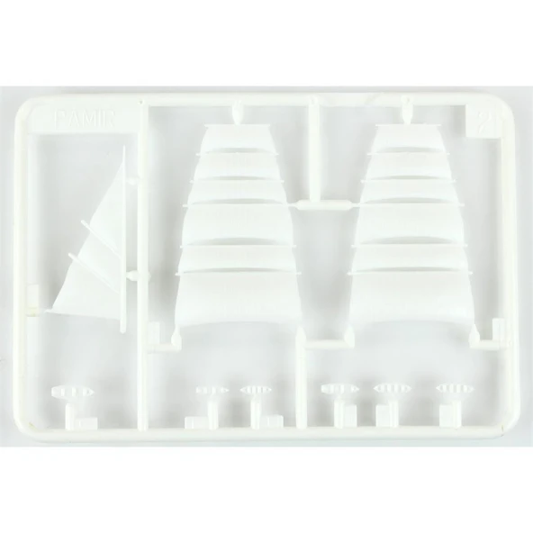 Heller 79858 1/750 Ölçek, Pamir Gemi Maketi - Resim 4