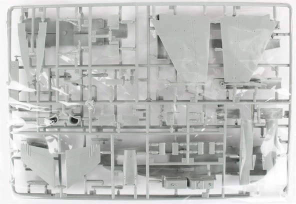 Academy 12534 1/72 Ölçek, U.S. Navy F/A-18C (VFA-82 Marauders) Savaş Uçağı, Plastik Model kiti - 2