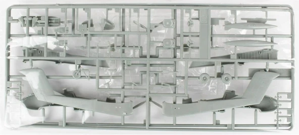 Academy 12463 1/72 Ölçek, OV-10 Bronco Savaş Uçağı, Plastik Model kiti - 2