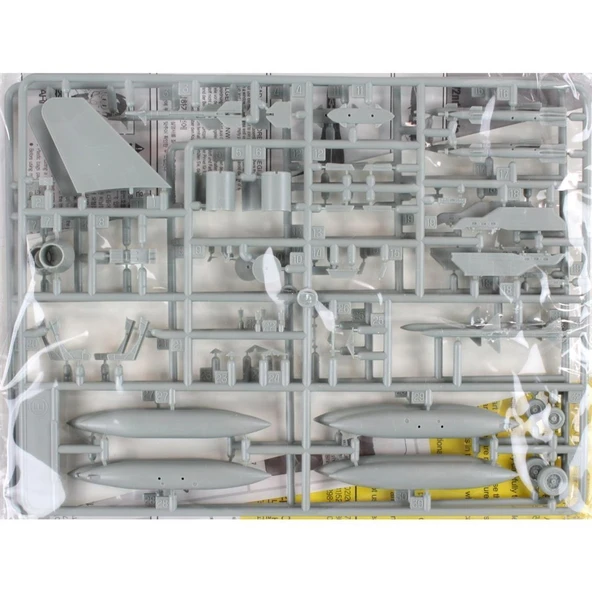 Academy 12424 1/72 Ölçek, U.S. Navy F/A-18A Hornet Savaş Uçağı, Plastik Model kiti - 3