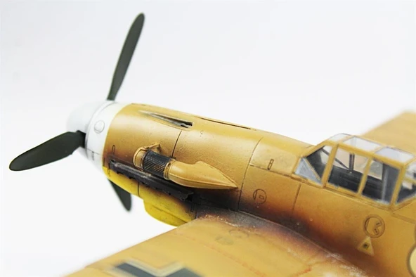 QD078 1/48 Ölçek, Messerschmitt Bf 109 G-2 Sergilemeye Hazır Plastik Uçak Maketi - Resim 7