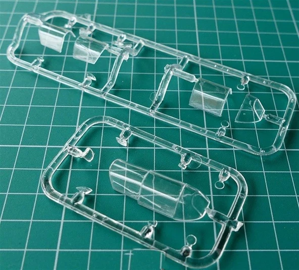 Modelsvit MSVIT4802 1/48 Ölçek, YAK-1 Sovyet Arktik Kayaklı Avcı Uçağı, Plastik Model kiti - Resim 6