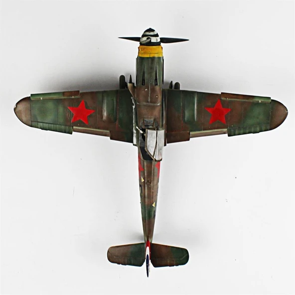 QD071 1/32 Ölçek, Messerschmitt Bf 109 G-10 Sergilemeye Hazır Plastik Uçak Maketi - Resim 5