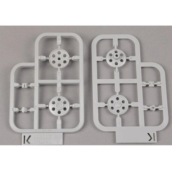 Takom 2037 1/35 Ölçek, Fransız Hafif Tankı, AMX-13/90, Plastik Model kiti - Resim 4