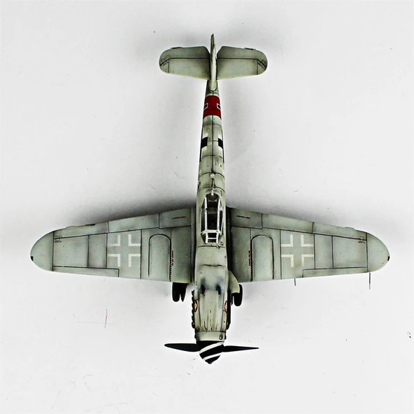 QD079 1/48 Ölçek, Messerschmitt Bf 109 G-10 Sergilemeye Hazır Plastik Uçak Maketi - Resim 5