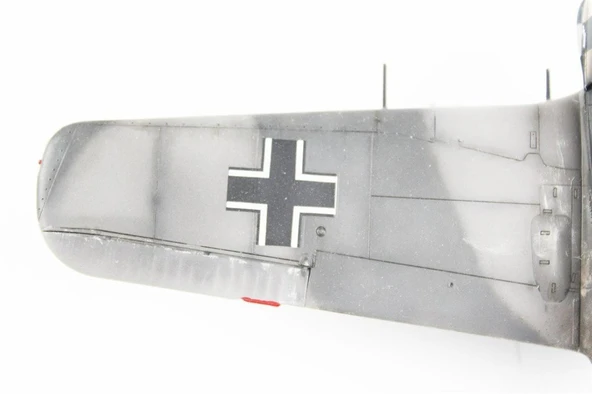 QD031 1/48 Ölçek, Focke-Wulf 190 F-8 Sergilemeye Hazır Plastik Uçak Maketi - Resim 8