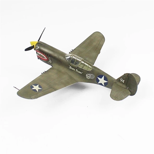 QD036 1/48 Ölçek, P-40C Warhawk Sergilemeye Hazır Plastik Uçak Maketi - Resim 3