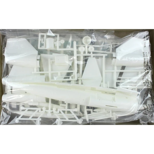 AMT 953 1/48 Ölçek, Star Trek F104 Starfighter Uzay Aracı, Plastik Model kiti - Resim 3