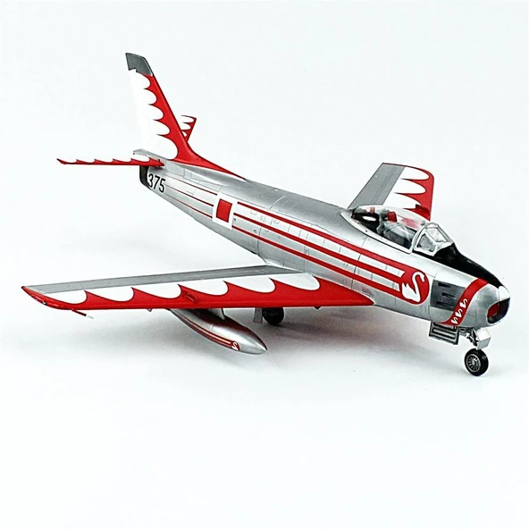 Hobbytime 063 1/48 Ölçek, F-86E Sabre (Uçan Kuğular), Plastik Model kiti - Resim 3