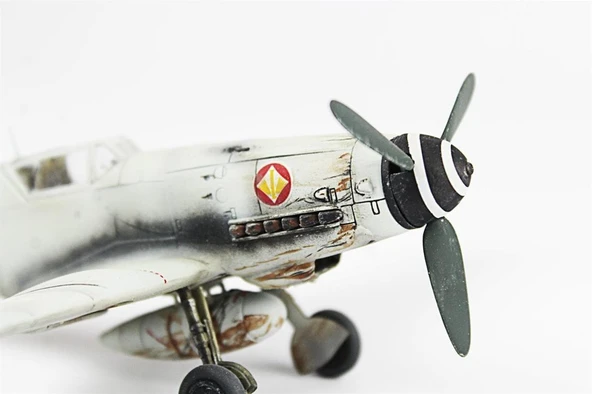 QD079 1/48 Ölçek, Messerschmitt Bf 109 G-10 Sergilemeye Hazır Plastik Uçak Maketi - Resim 7