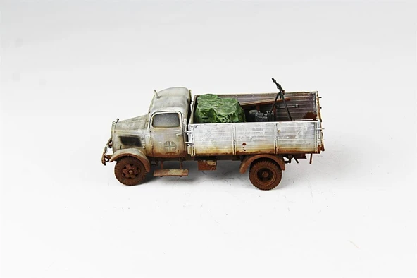 QD249 1/35 Ölçek, Mercedes-Benz Kamyon, Italeri, Sergilemeye Hazır Plastik Tank Maketi - Resim 6