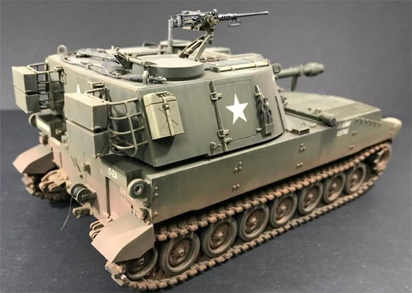 AFV Club AF35108 1/35 Ölçek, M108 105mm Kundağı Motorlu Tankı, Plastik Model kiti - Resim 4