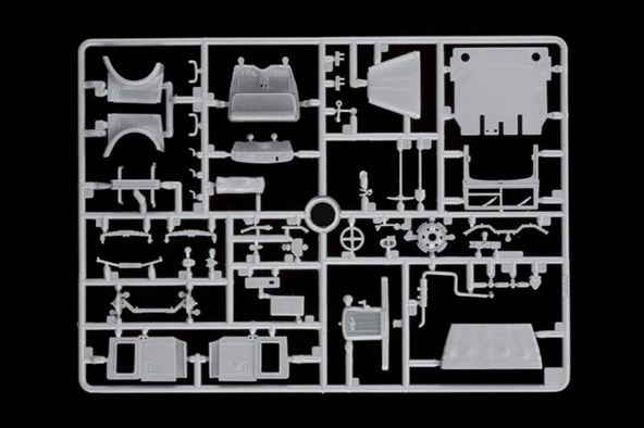 Italeri 2808S 1/48 Ölçek, Opel Blitz Tankwagen Kfz. 385 Askeri Tanker, Plastik Model kiti - Resim 3