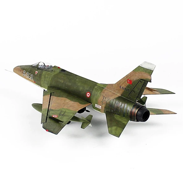 QD170 1/48 Ölçek, F-100D, 182 Filo, Diyarbakır, Sergilemeye Hazır Plastik Savaş Uçağı Modeli - Resim 3