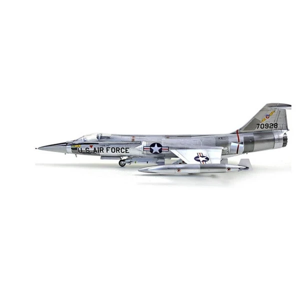 Academy 12576 1/72 Ölçek, USAF F-104C (Vietnam Savaşı) Savaş Uçağı, Plastik Model kiti - Resim 4