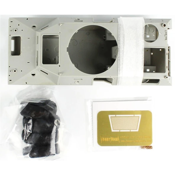 HobbyBoss 82422 1/35 Ölçek, LAV-150 Commando AFV w/Cockerill 90mm Gun, Amfibik Araç , Plastik Model Kiti - Resim 4