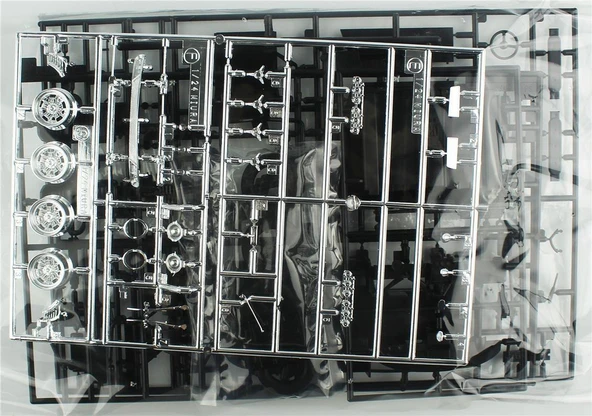 Hasegawa 20683 1/24 Ölçek, Lamborghini Miura P400 1968 ACP GP, (Limited Edition) Yarış Aracı Plastik Model Kiti - Resim 2