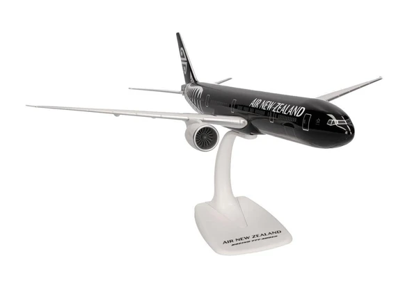 Herpa 612777 1/200 Ölçek, 777-300ER AirNewZeal AllBlacks, Sergilemeye Hazır Model Yolcu Uçağı - Resim 3