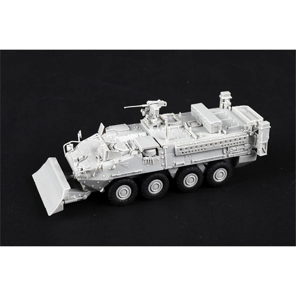 Trumpeter 07456 1/72 Ölçek, M1132 Stryker İstihkam Aracı w/SOB, Plastik Model Kiti - 2