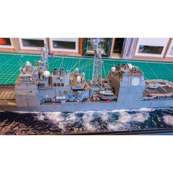 Dragon 1003 1/350 Ölçek, USS Ticonderoga CG-47 Güdümlü Füze Kruvazörü Plastik Model Kiti - Resim 3