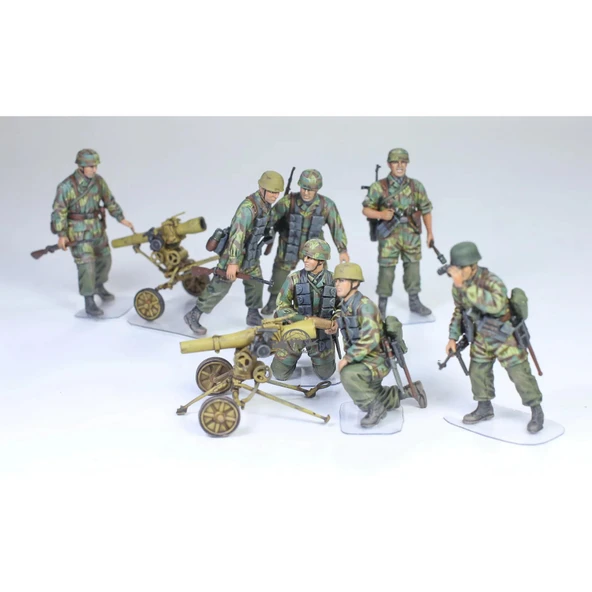 Dragon 6147 1/35 Ölçek, 7.5cm Hafif Silahlar 40 ve Mürettebat, Plastik Model Kiti - Resim 2