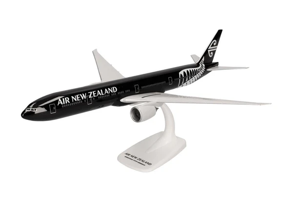 Herpa 612777 1/200 Ölçek, 777-300ER AirNewZeal AllBlacks, Sergilemeye Hazır Model Yolcu Uçağı ürün görseli