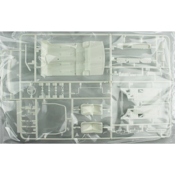 Fujimi ID-292 04701 1/24 Ölçek, Nissan Skyline 2000GT-R (KPGC10 Hakosuka 50win), Yarış Aracı Plastik Model Kiti - Resim 4