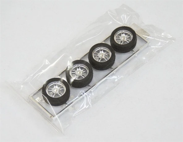 WHEEL-49 1/24 17 İNCHİ R33 GT-R GENUİNE WHEEL - Resim 3