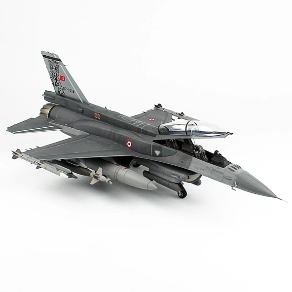 QD177 1/32 Ölçek, F-16D B50+ Pars Filo, Sergilemeye Hazır Savaşl Uçağı Modeli 2 F16 ürün görseli 1