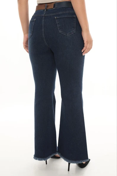 Büyük Beden Toparlayıcı Kemerli Yüksek Bel İspanyol Paça Denim Kadın Pantolon - Resim 12