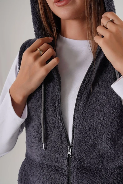 Kadın Koyu Gri Füme Peluş Yumoş Fermuarlı Kapüşonlu Welsfot Yelek 22KYLKPELO - Resim 6