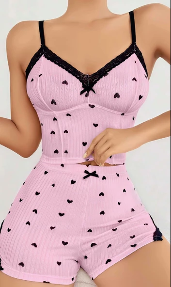 Kadın Pembe Kalp Desenli Askılı Şortlu Pijama Takım 5013 ürün görseli 1