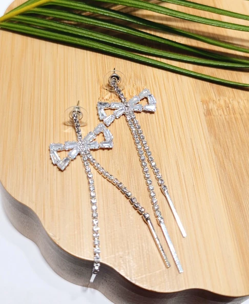 Monalisa Home Lüks Gümüş Renk Taşlı Abiye Küpe ürün görseli 1