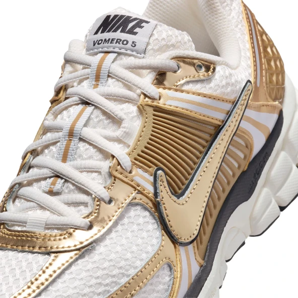 NİKE Zoom Vomero 5 'Metallic Gold' Kadın Sneaker Ayakkabı (DAR KALIP) - 6