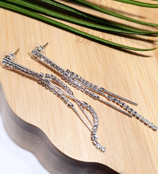 Monalisa Home Lüks Gümüş Renk Taşlı Abiye Küpe ürün görseli 1