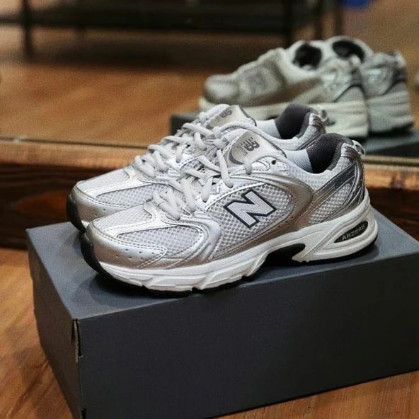 New Balance NB5302023LG 530 SILVER METALLIC KADIN SPOR AYAKKABI ürün görseli