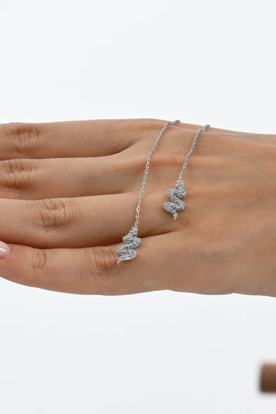 Gümüş rodyumlu zirkon taşlı yılan figürlü zincir küpe SGTL13034RODAJ - Resim 3