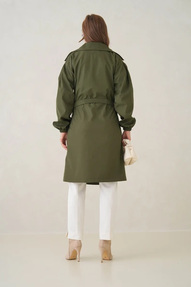 Su Geçirmez Kruvaze Yaka Sık Dokuma Kadın Trençkot - Resim 12
