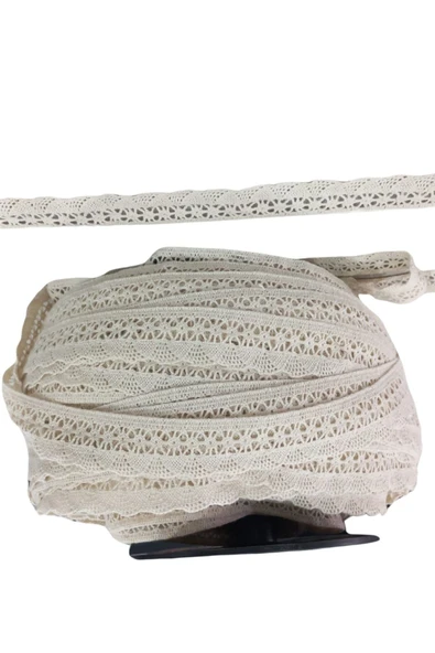 Kopanaki Dantel en 4 cm Şeritli Krem 10 Metre